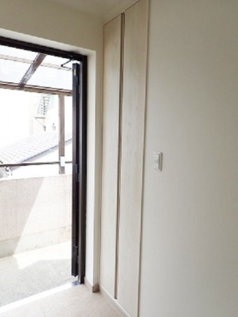 617b1f2f7a52540bbf3bdbc9f5b715011